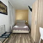 Kyriad Direct Centre מלון 2*