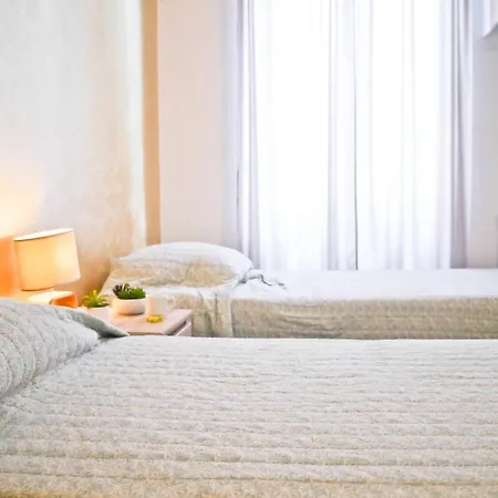 Kyriad Direct Centre Hotel