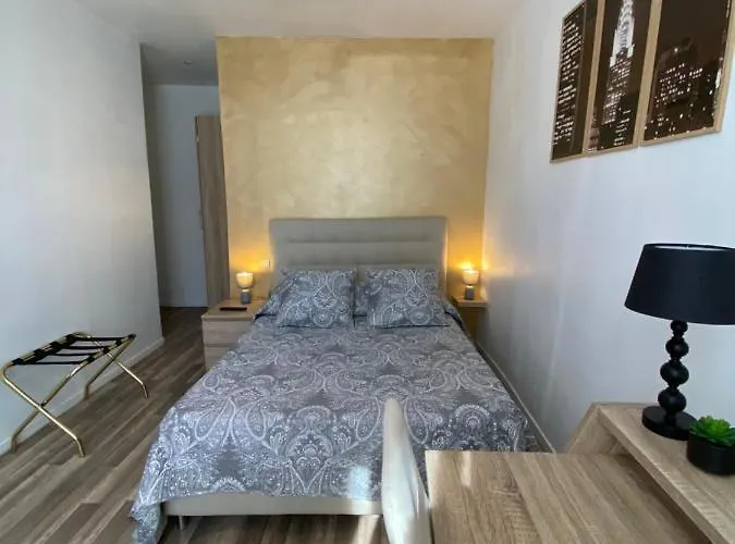 Kyriad Direct Centre Hotel