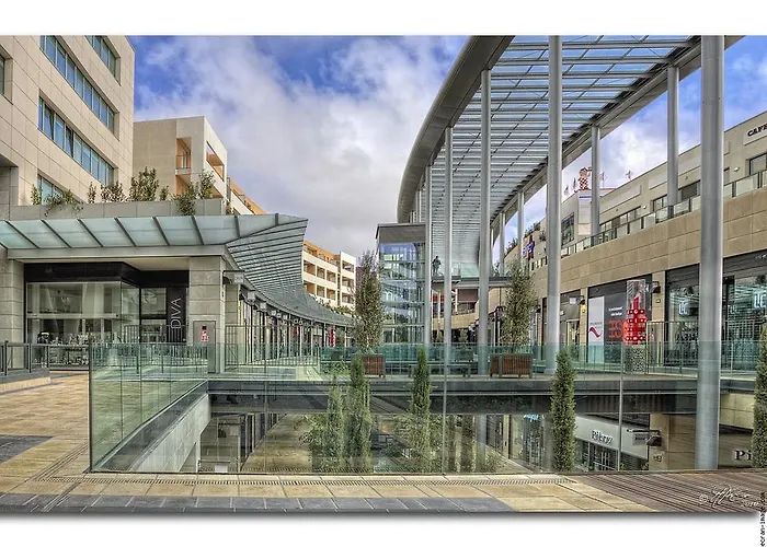 Kyriad Direct Centre 2* بزييه